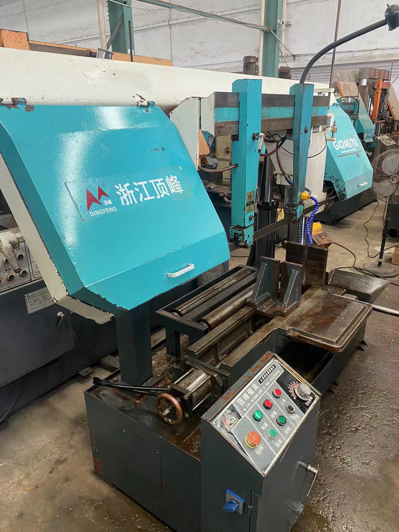 Ленточная пила по металлу