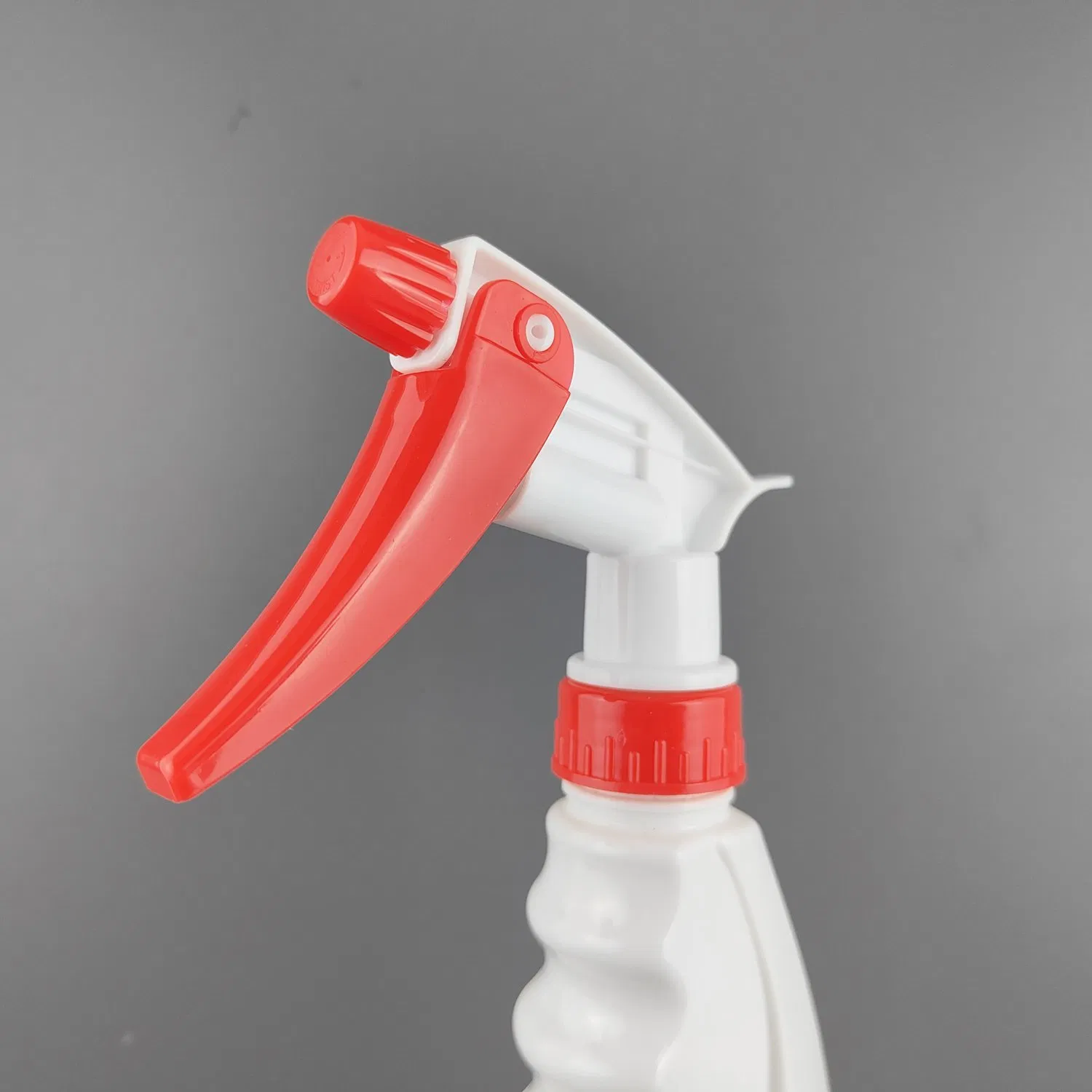 28/400 a Strong Trigger Sprayer Garden Dispenser for Bottle and Pet Detergent