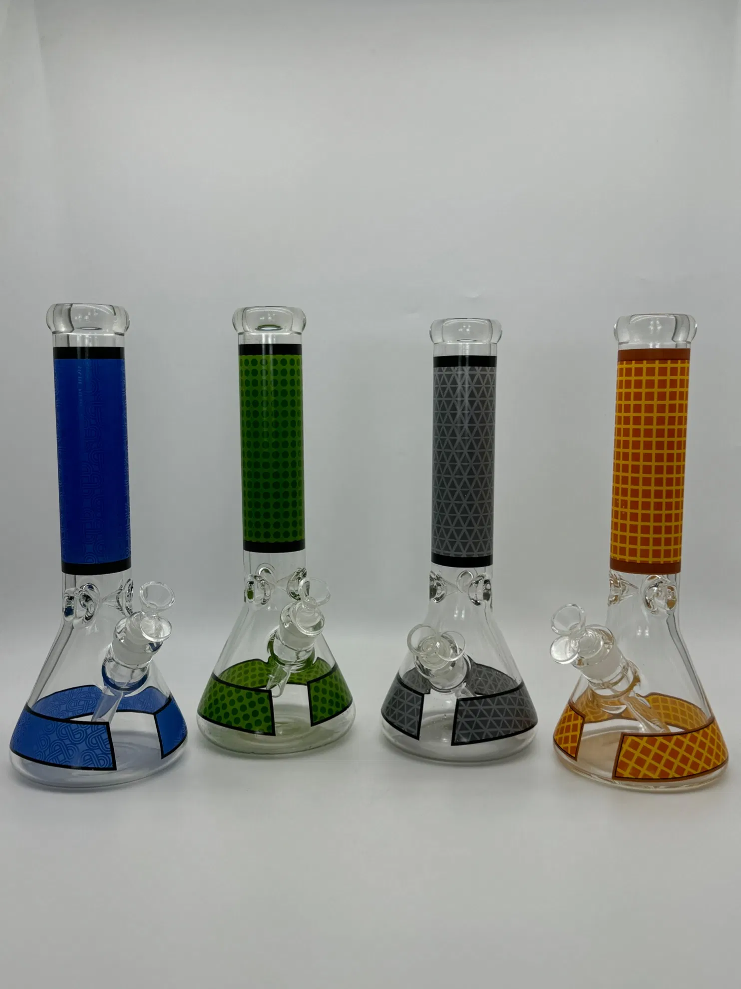 Hot Sales Premium Glass Water Pipe for Smooth Hits Gwp-056