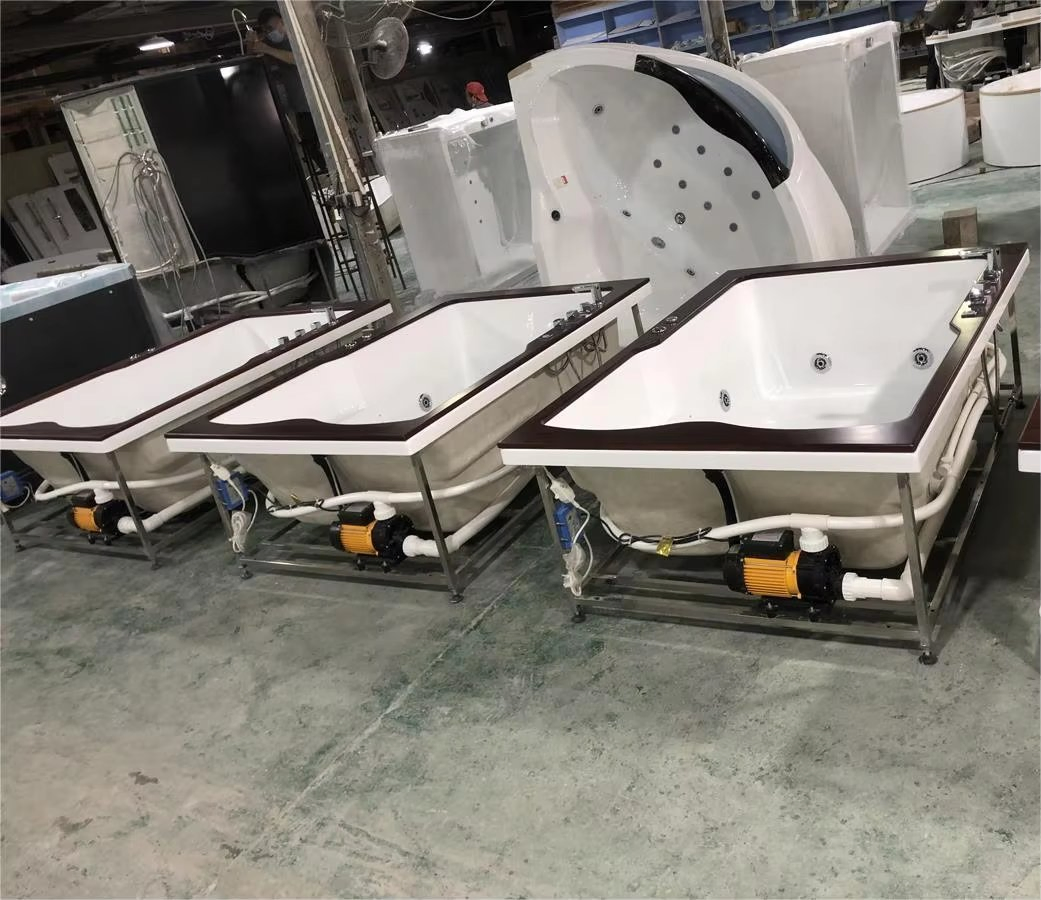 Large Inventory Durable Long-Lasting Luxury Bathroom Bath Tub for Villa