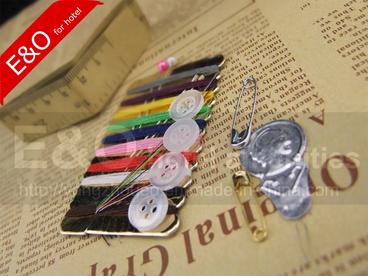 10 Threads Hotel Travel Sewing Kit