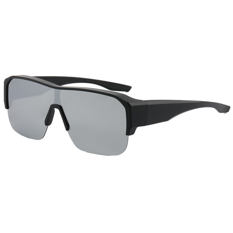Ultimate UV400 Polarized Fitover Sunglasses for Maximum Comfort