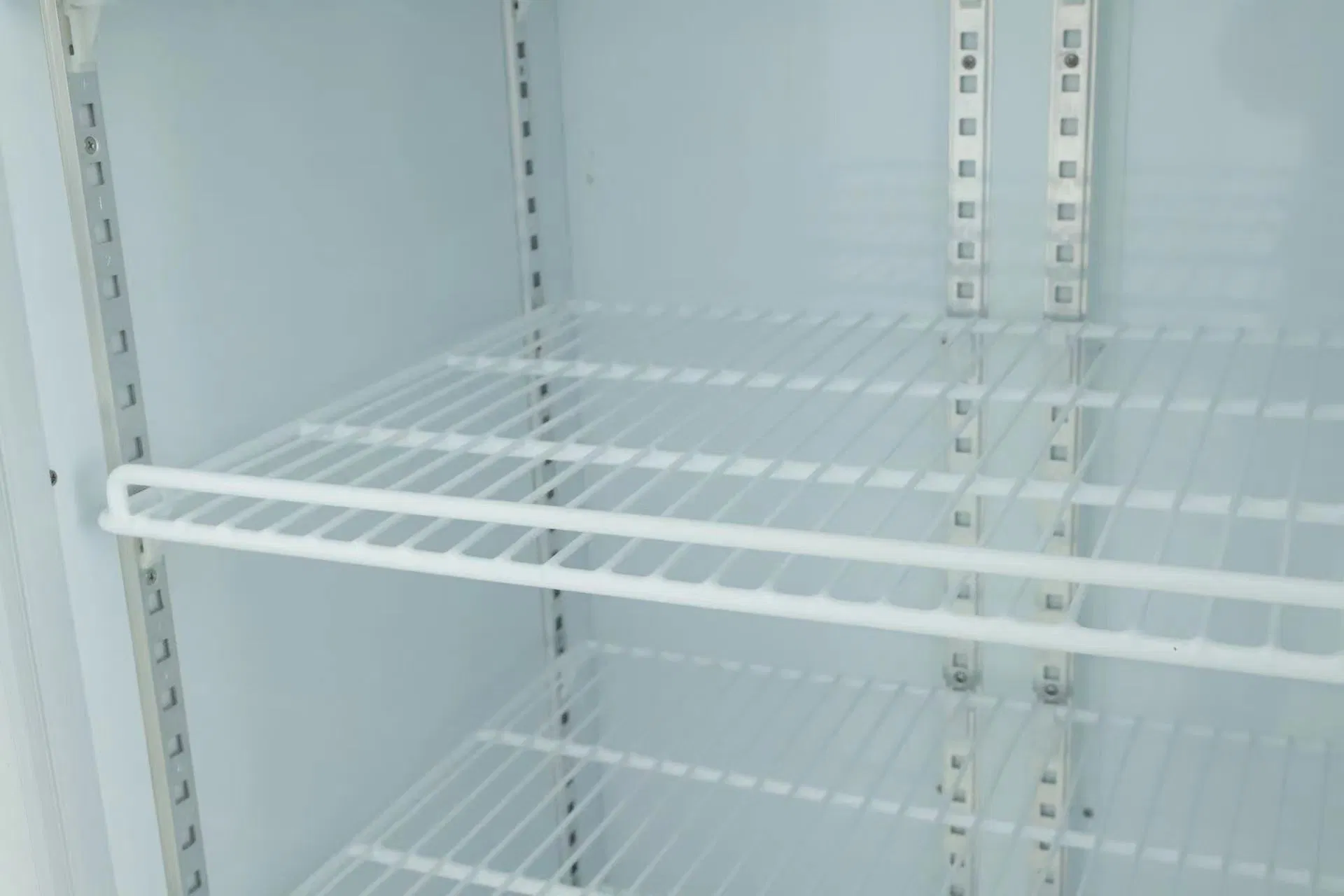 Convenience Store Showcase Freezer Display Cabinet for Storage Frozen Food