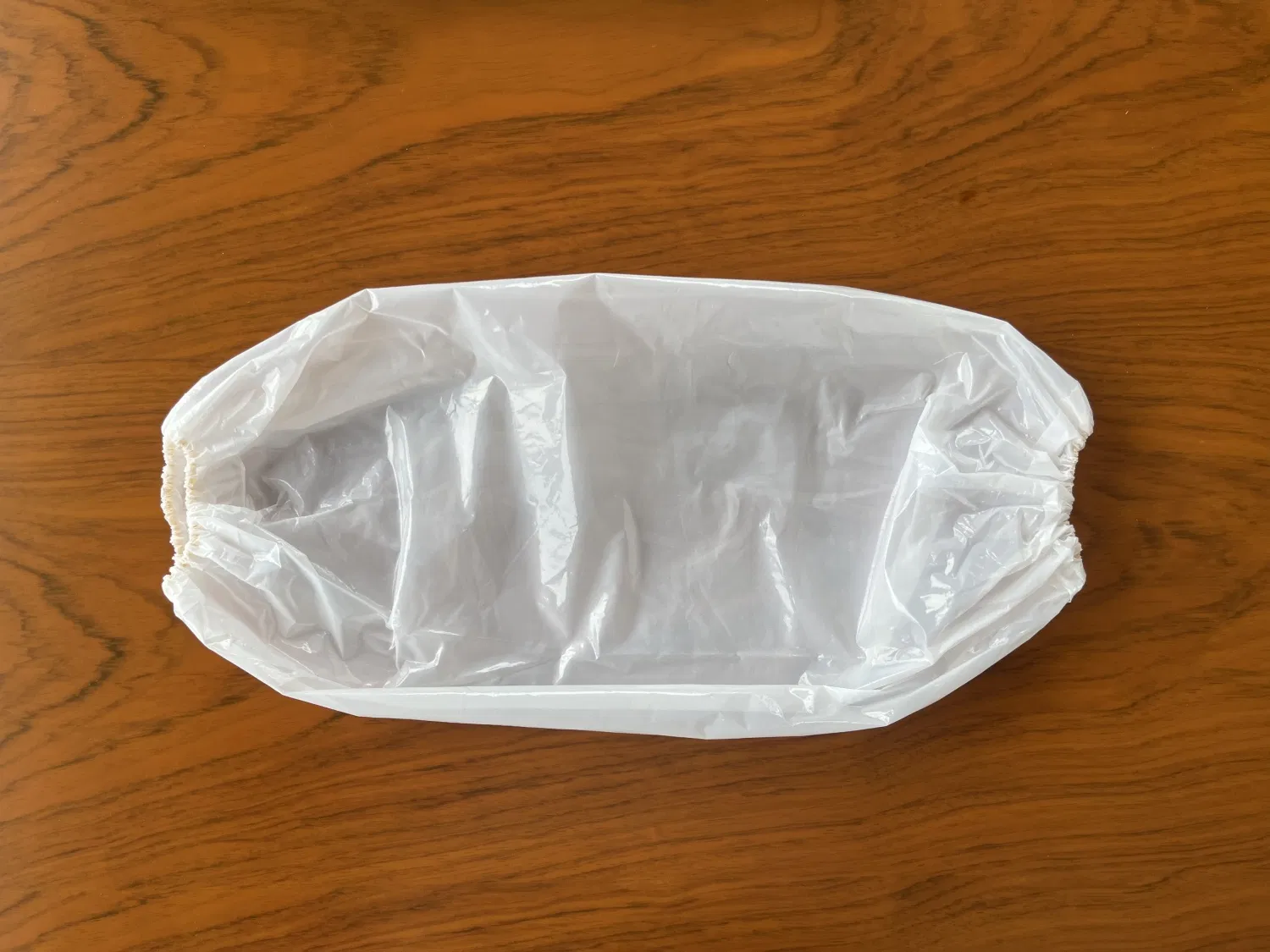 Seamless PE Oversleeves with Strong Rubber Band
