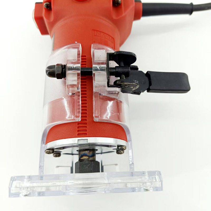 Триммер ламинатный 580W 6мм для дерева и свечей