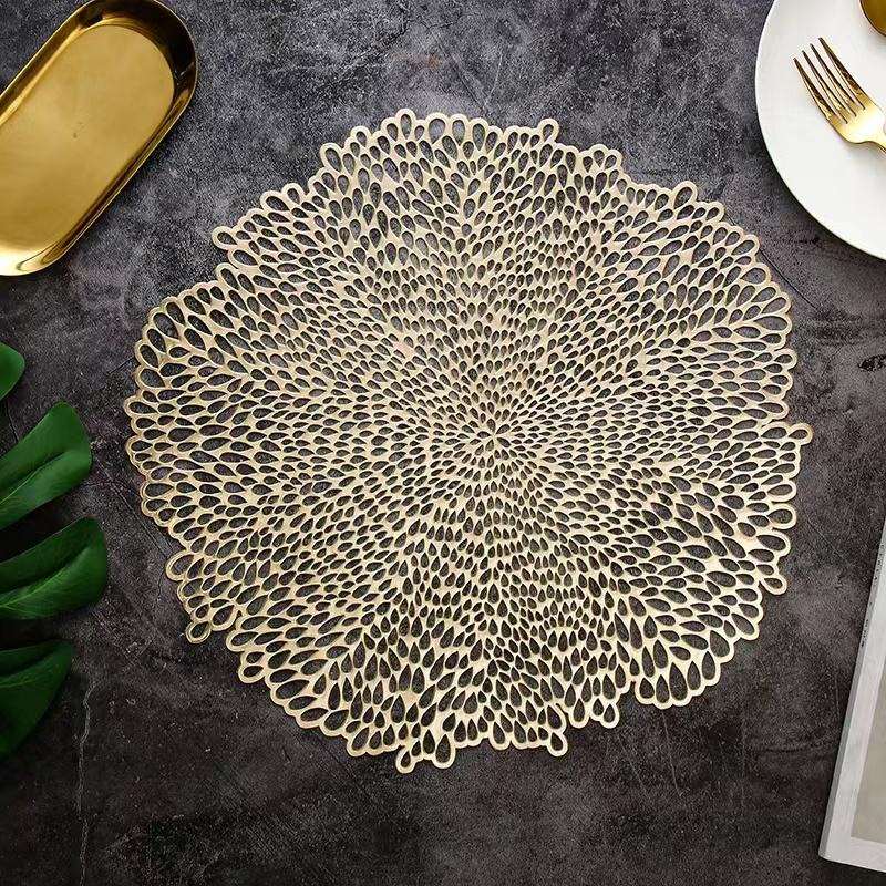 Gold Metallic Irregular Plastic Table Heat Resistant Placemats Dining Table Round PVC Placemats Table Mat