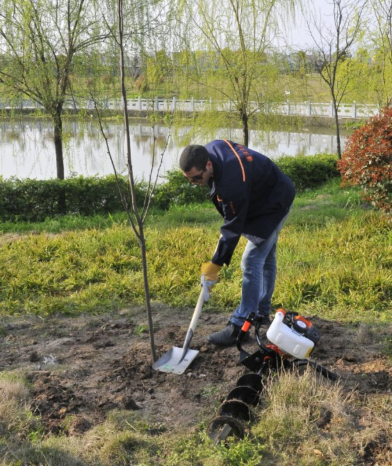 62cc Gasoline Earth Auger Drill Adjustable Depth & Angle for Effortless Garden Planting