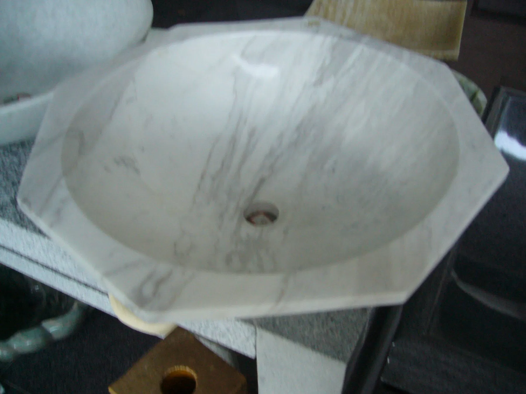 White Carrara Marble Bathroom Wash Basin for Bath Room/ Kitchen