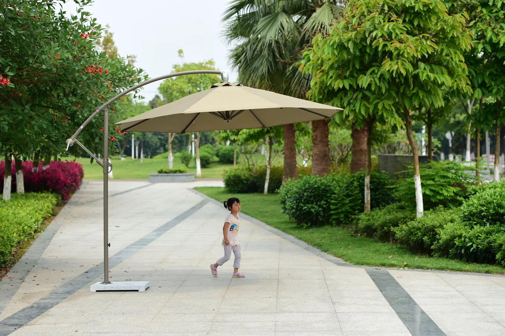 Tropical Oasis - The Elevated Outdoor Banana Hanging Patio Umbrella with Side Stand Garden Parasol