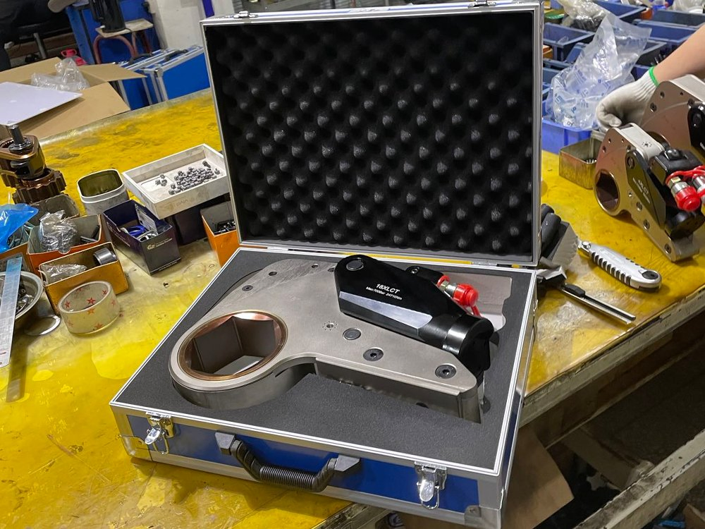 30xlct 3768-39585nm Chinese Factry Hollow Hydraulic Torque Wrench