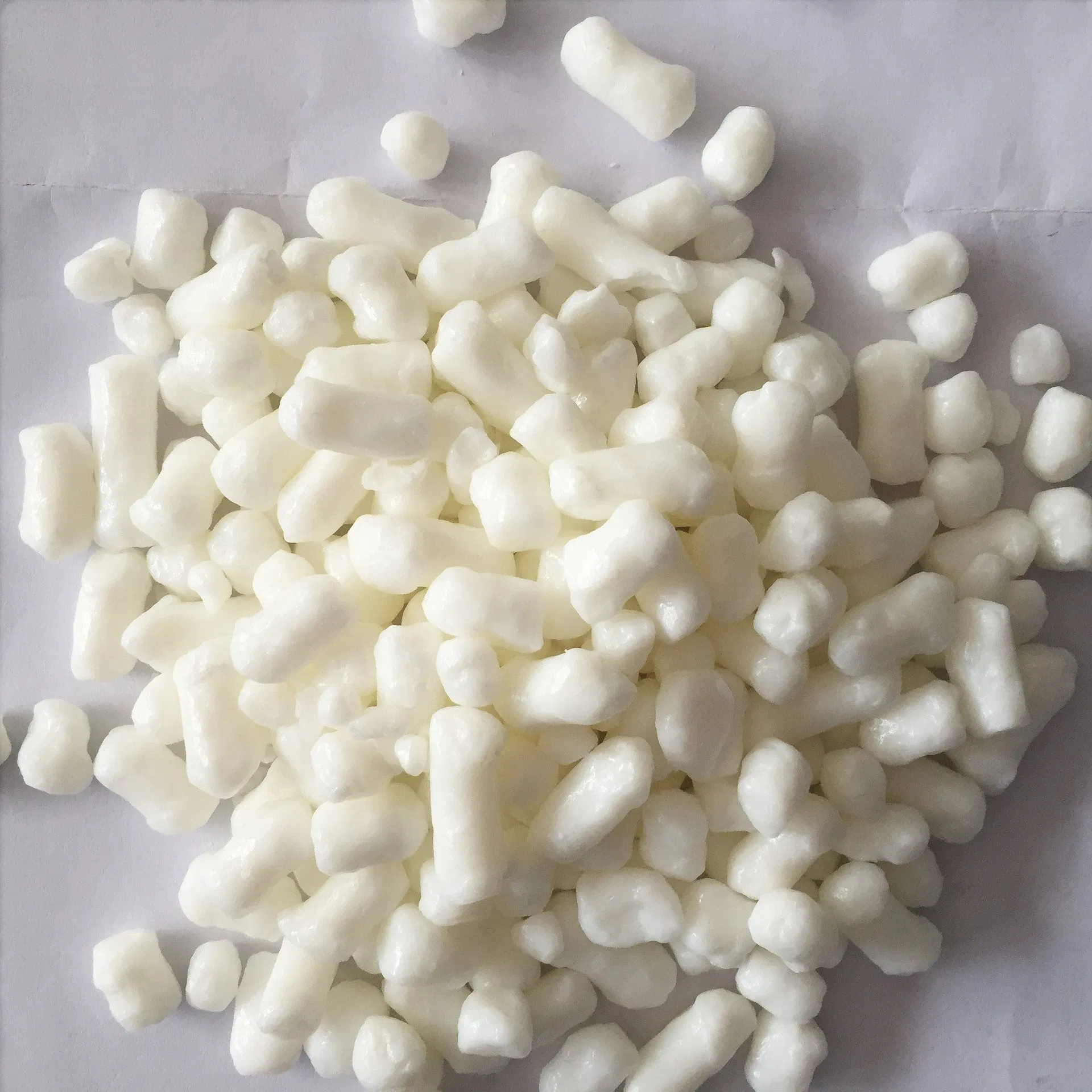 White or Cream-Colored Granular/Soap Noodle Mainly Used for Washing After Dyeing of Textiles
