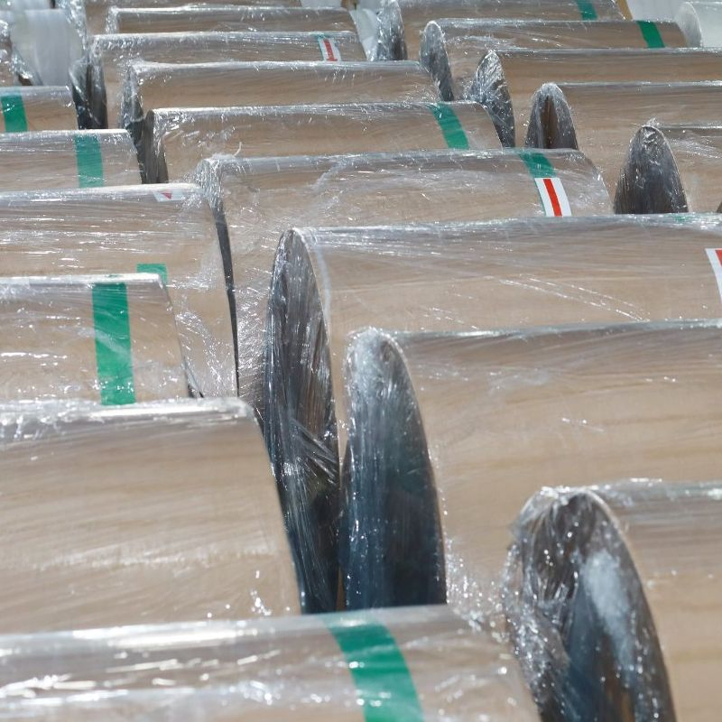 Wholesale Custom Greaseproof Cooking Sheet Baking Parchment Paper Jumbo Roll