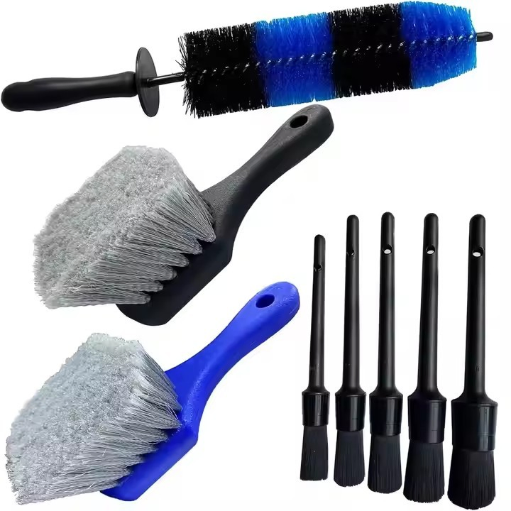 Durable Microfiber Wheel Cleaning Brush for Home and Auto