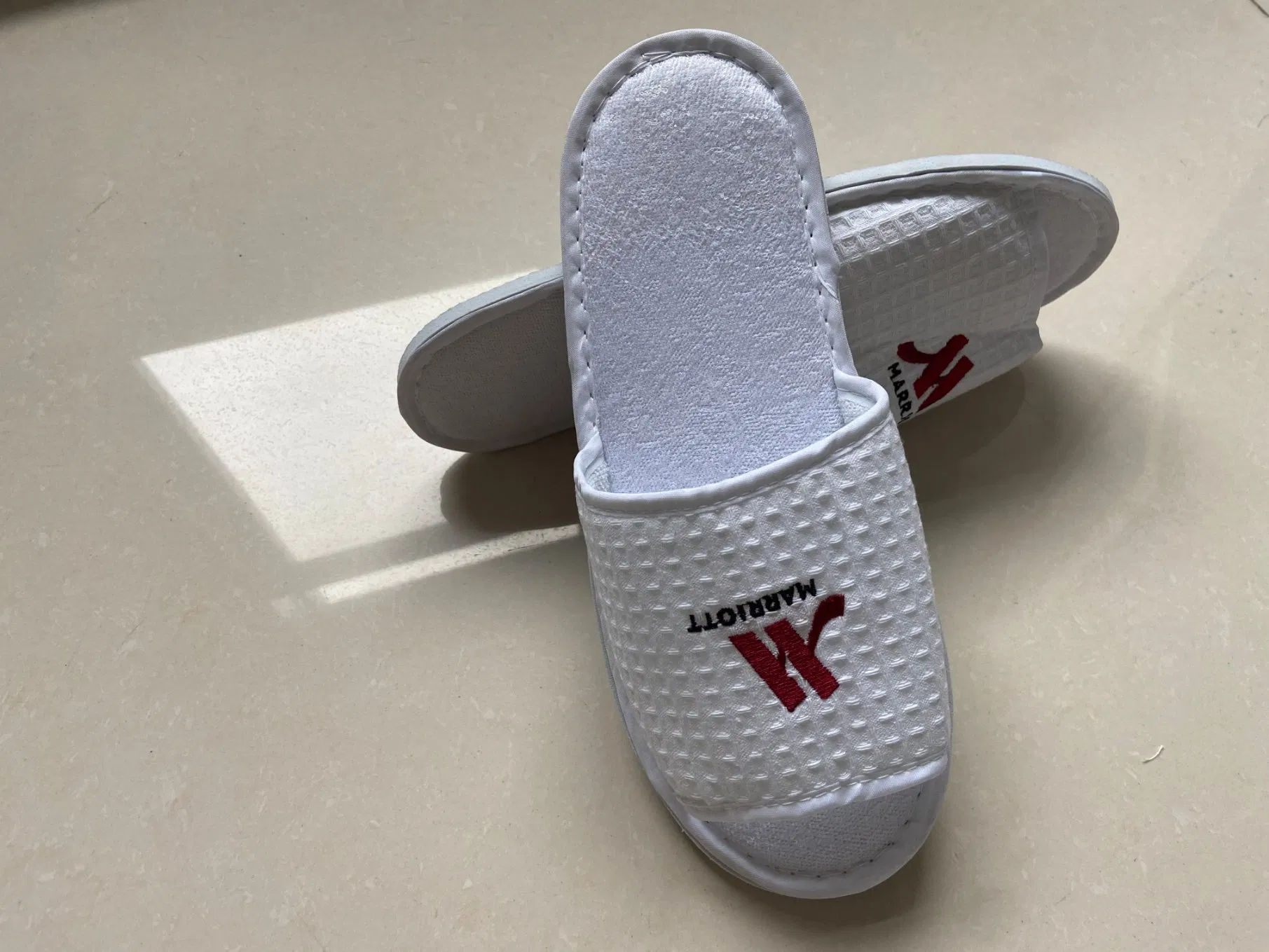 Custom Guest Room Flight Disposable Slippers for Airline, SPA and Hotel