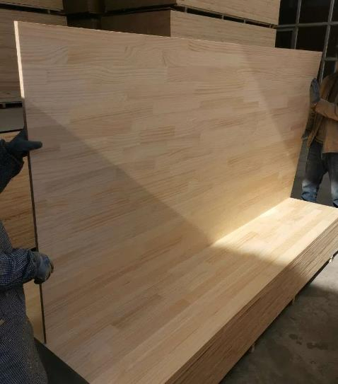 Consmos Sells High-Quality Edge Plywood, White Pine Board, Solid Wood Plywood, and Finger Joint Board at Low Prices