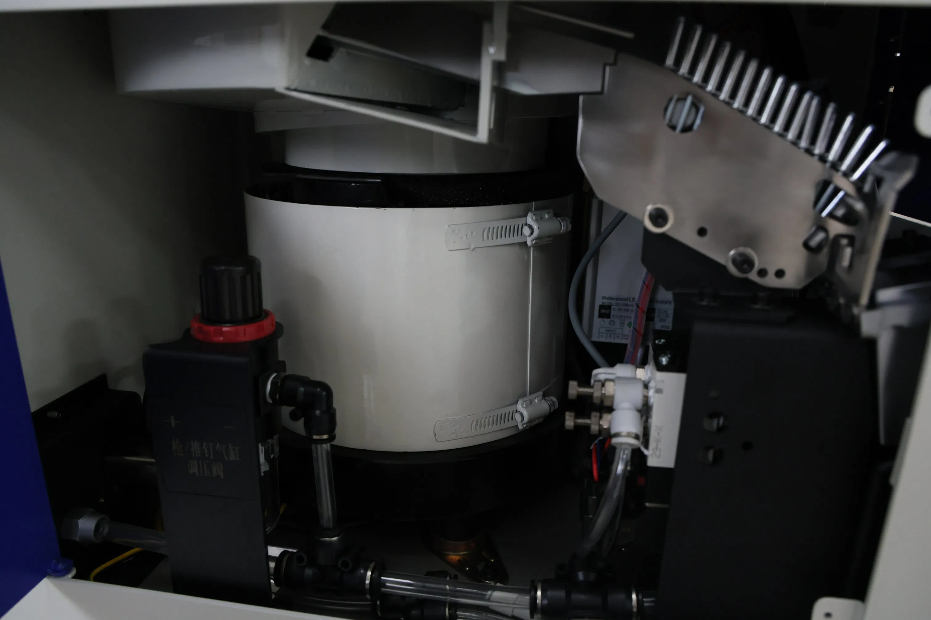 4.0 Industrial Automatic Rivet Machine Can Be Customized Fully Automatic