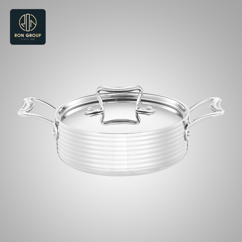 Durable Stainless Steel Stockpot with Lid for Versatile Cooking