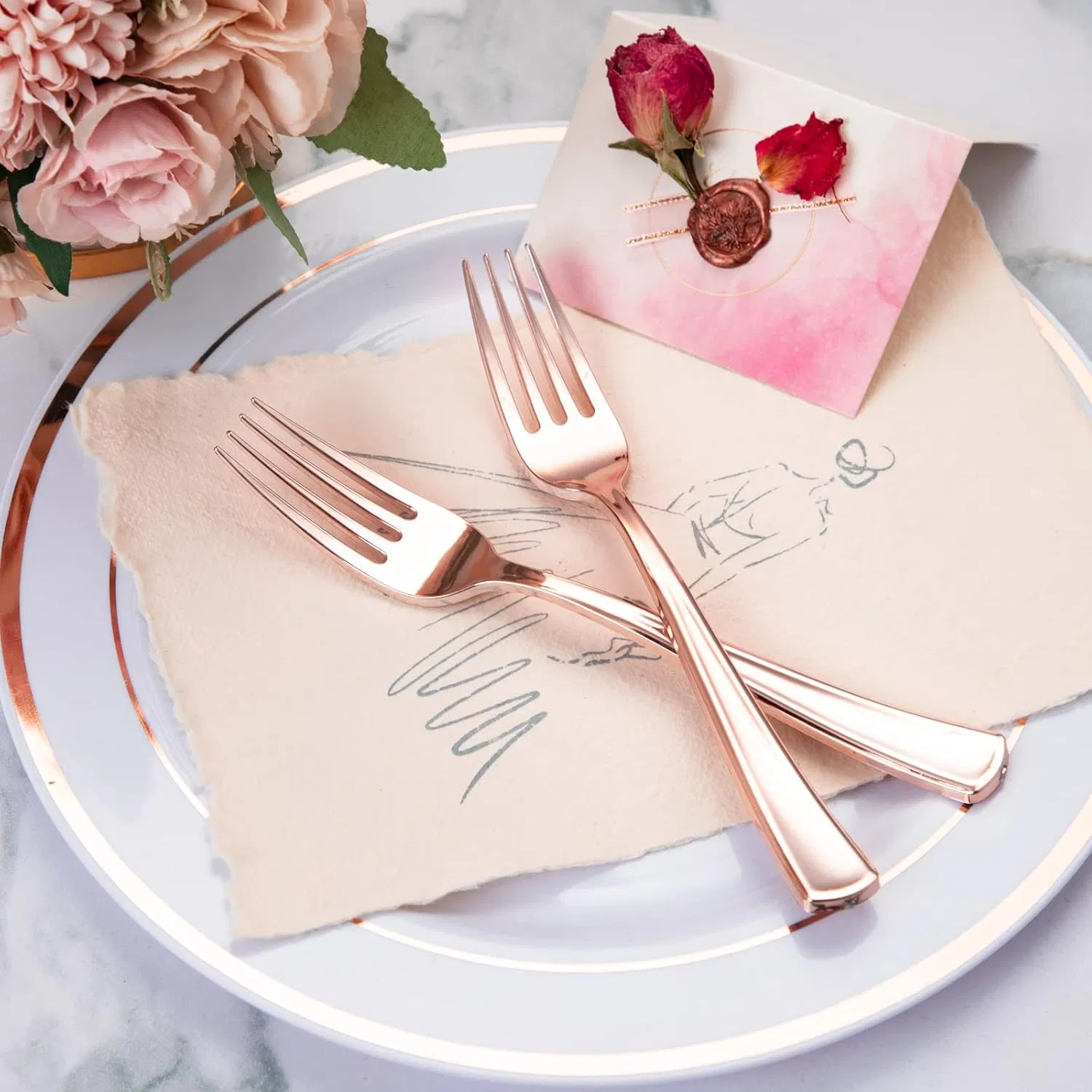 Rose Gold Disposable Forks 7.4 Inch Heavy Duty Plastic Rose Gold Silverware for Catering, Parties, Dinners, Weddings & Mother's Day