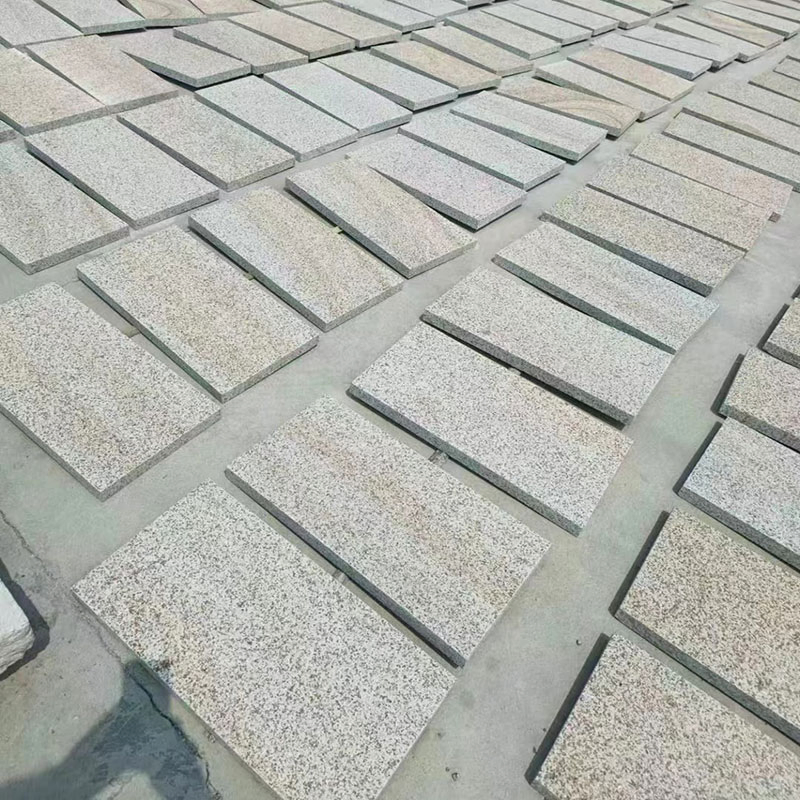 Natural Split Surface French Pattern Rusty Yellow Granite Paving Stone for Outdoor