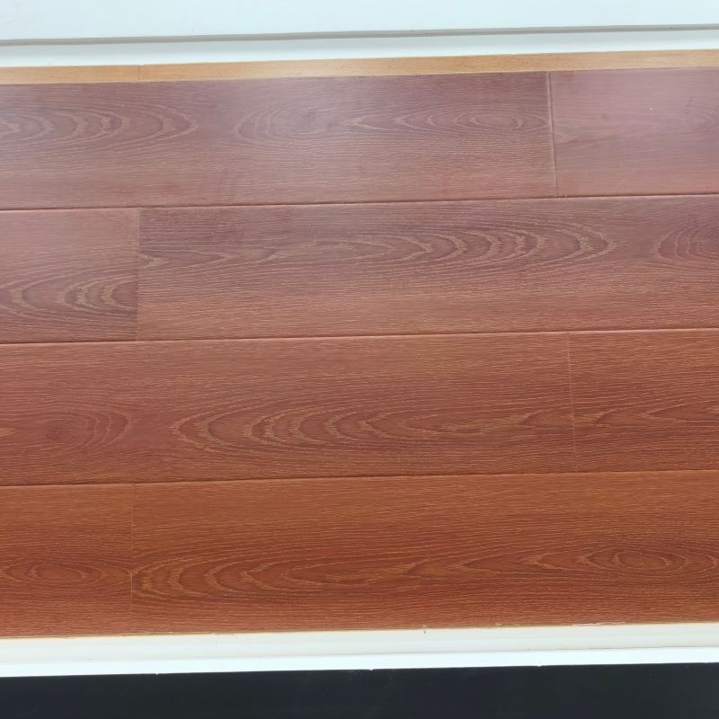 Laminate with 5% Bamboo Fiber in Top Layer - 12% More Wear-Resistant Than Regular Top Layer, Easier to Clean