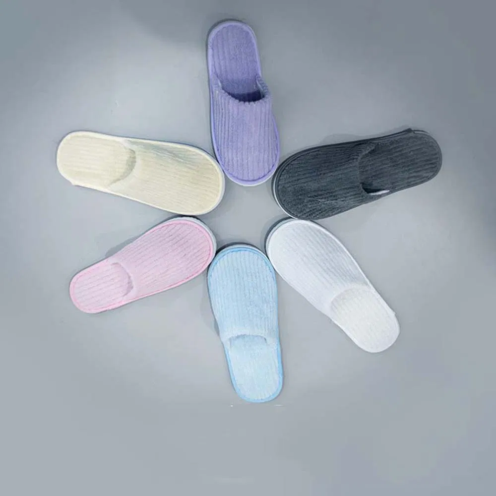 Customized Logo Disposable Slippers in White/Gray/Pink/Purple/Blue with Coral Fleece Surface for 3-5 Star Hotel/Guesthouses/SPA/Airline