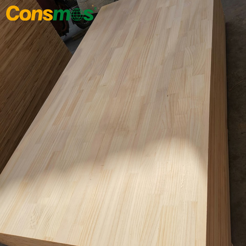 Consmos Straight Grain Pattern Radiate Pine Finger Joint Board Solid Wood Timber