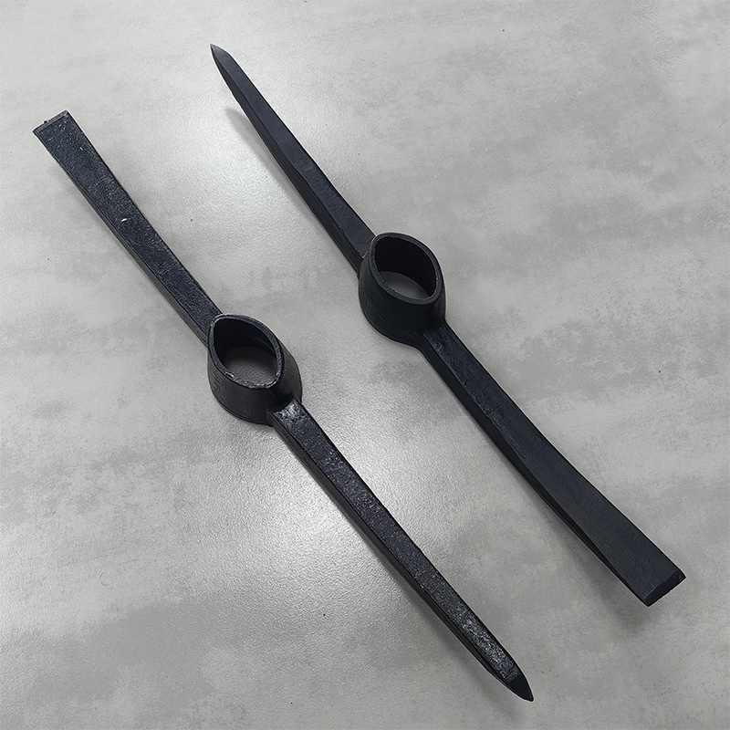 Multi-Purpose Agricultural Tool Rail Steel Pickaxe for Outdoor Digging Pickaxe