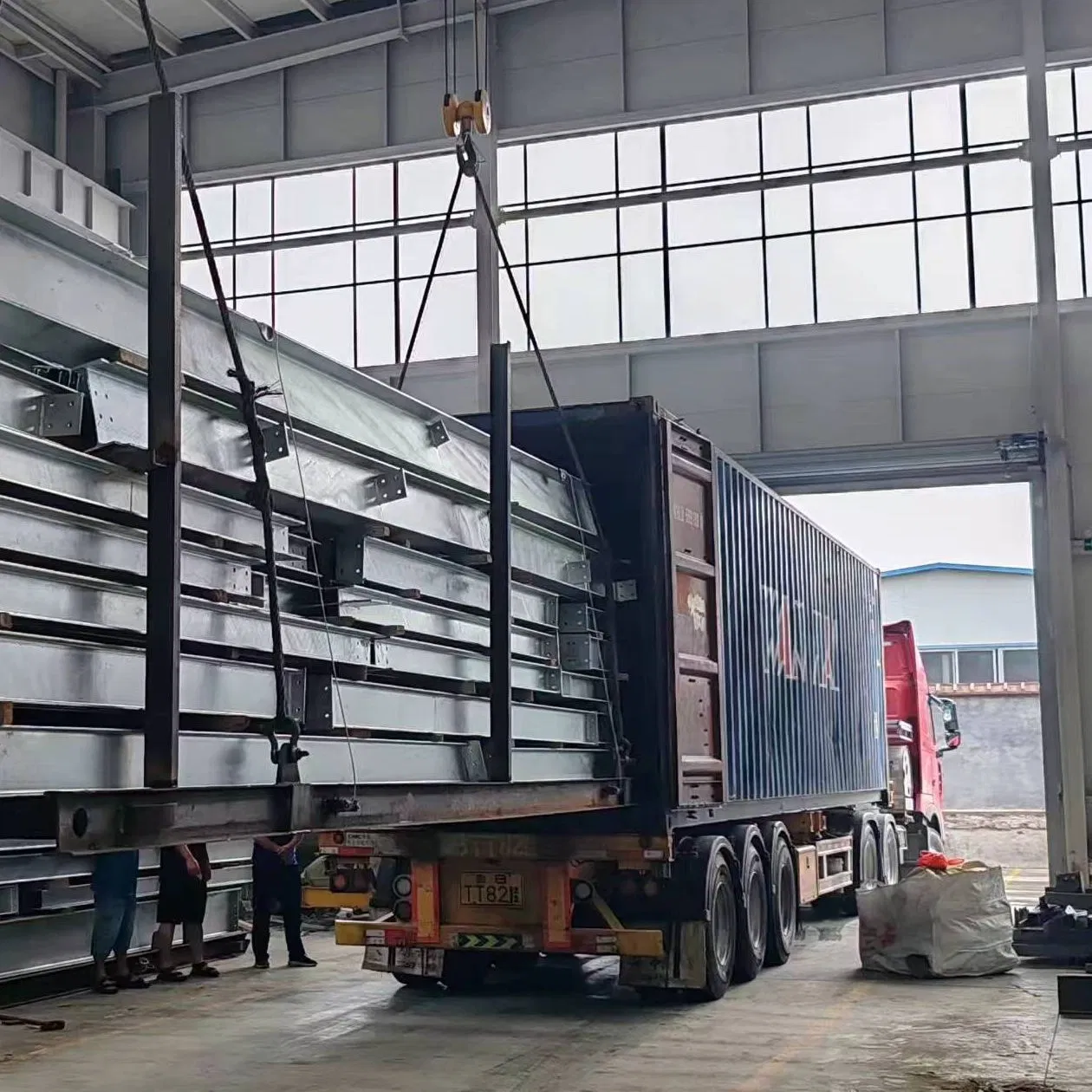 Low Cost Prefabricated Steel Structure Building for Chicken House Design