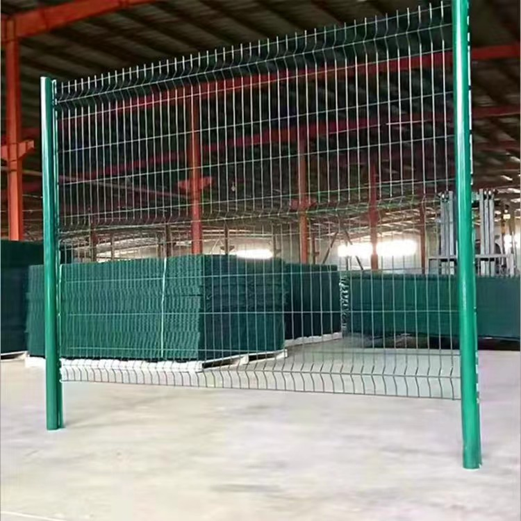 Customizable 3D Welded Wire Mesh Fence for Outdoor Security