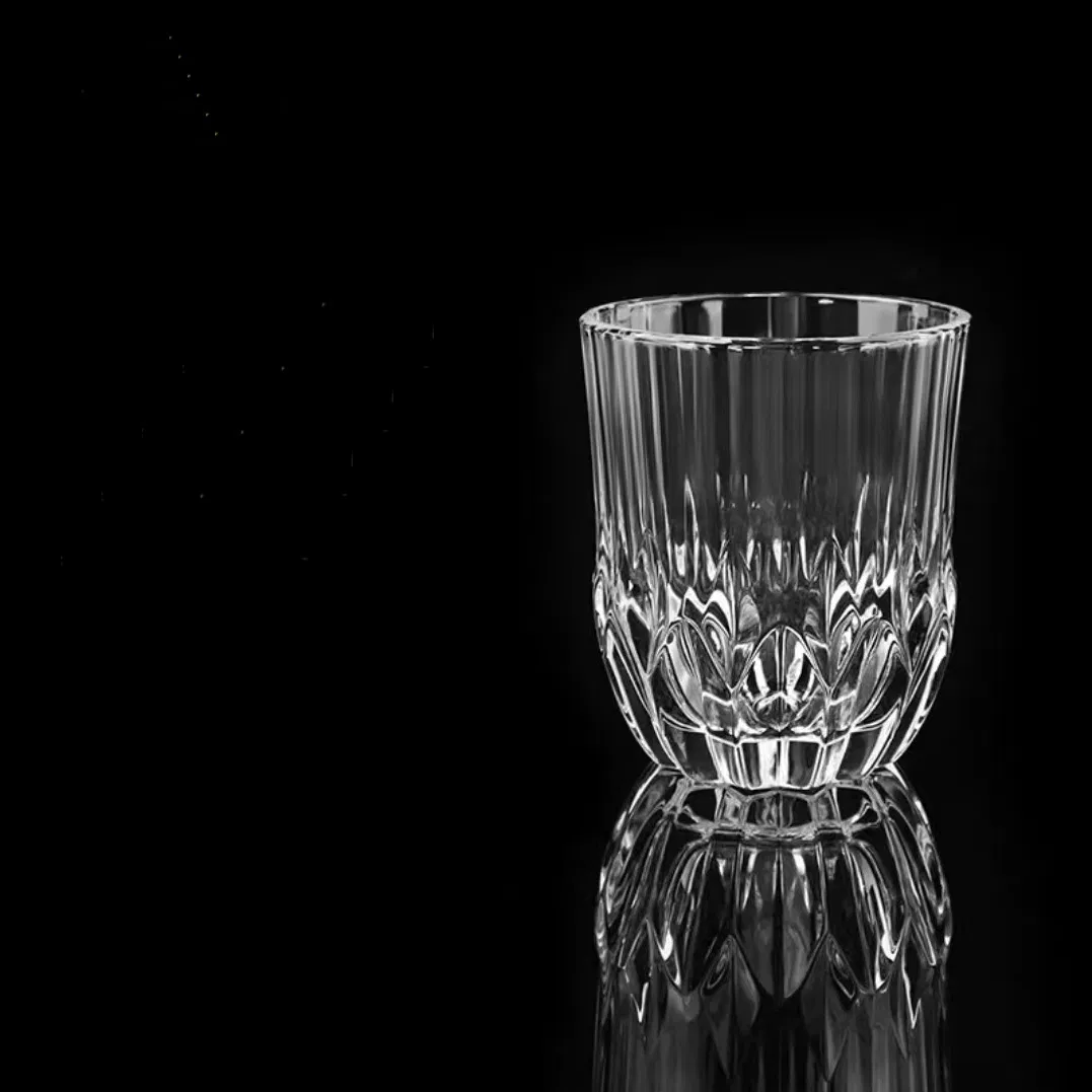 Transparent Glass Wine Bottle Set with Lid for Wine Preservation