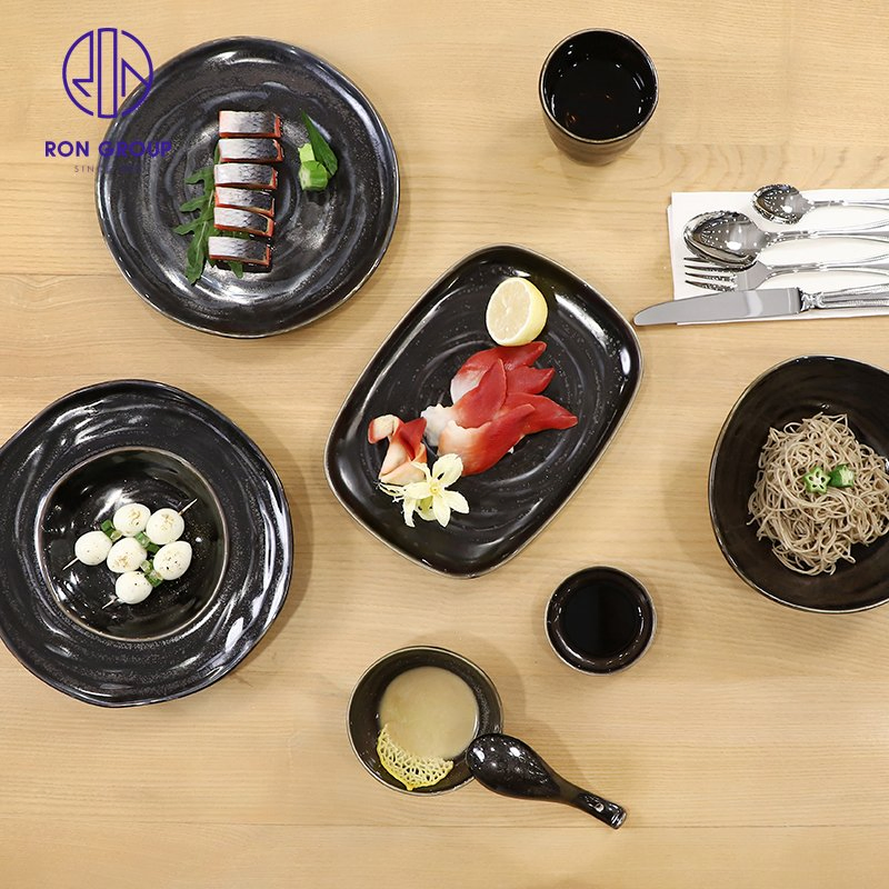 Wholesales Eco-Friendly Porcelain Tableware Black Customized Dessert Dinner Serving Plate Set for Commercial Dinner Cutlery