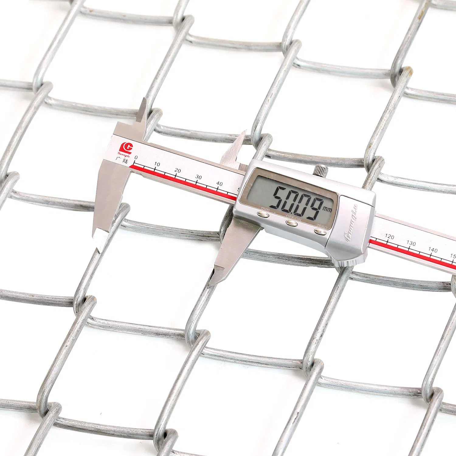 3.0mm Galvanized Chain Link Fence Diamond Mesh Fence in Good Price