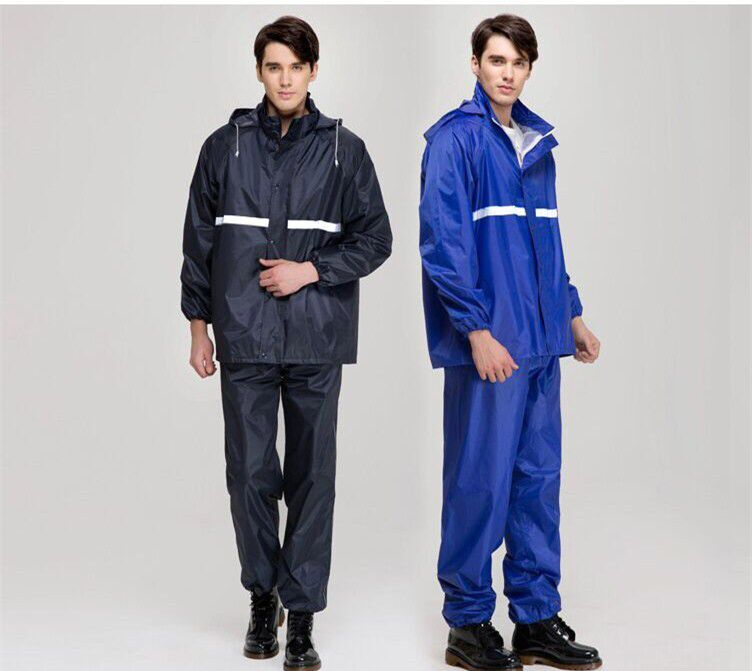 Waterproof Reflective Raincoat with Pants Rain Suit in Guangzhou