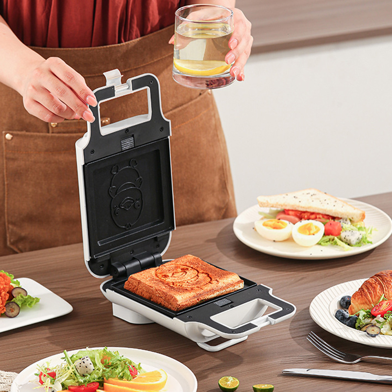 High Quality Sandwich Maker for Quick Breakfast