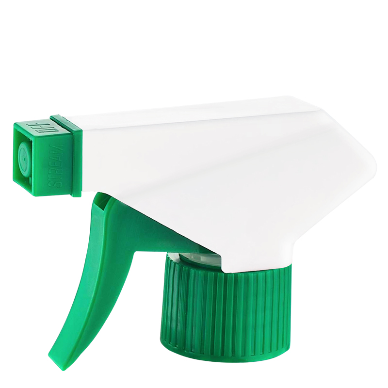 Home Cleaning Using Hand White Sprayer Gun Trigger Sprayer