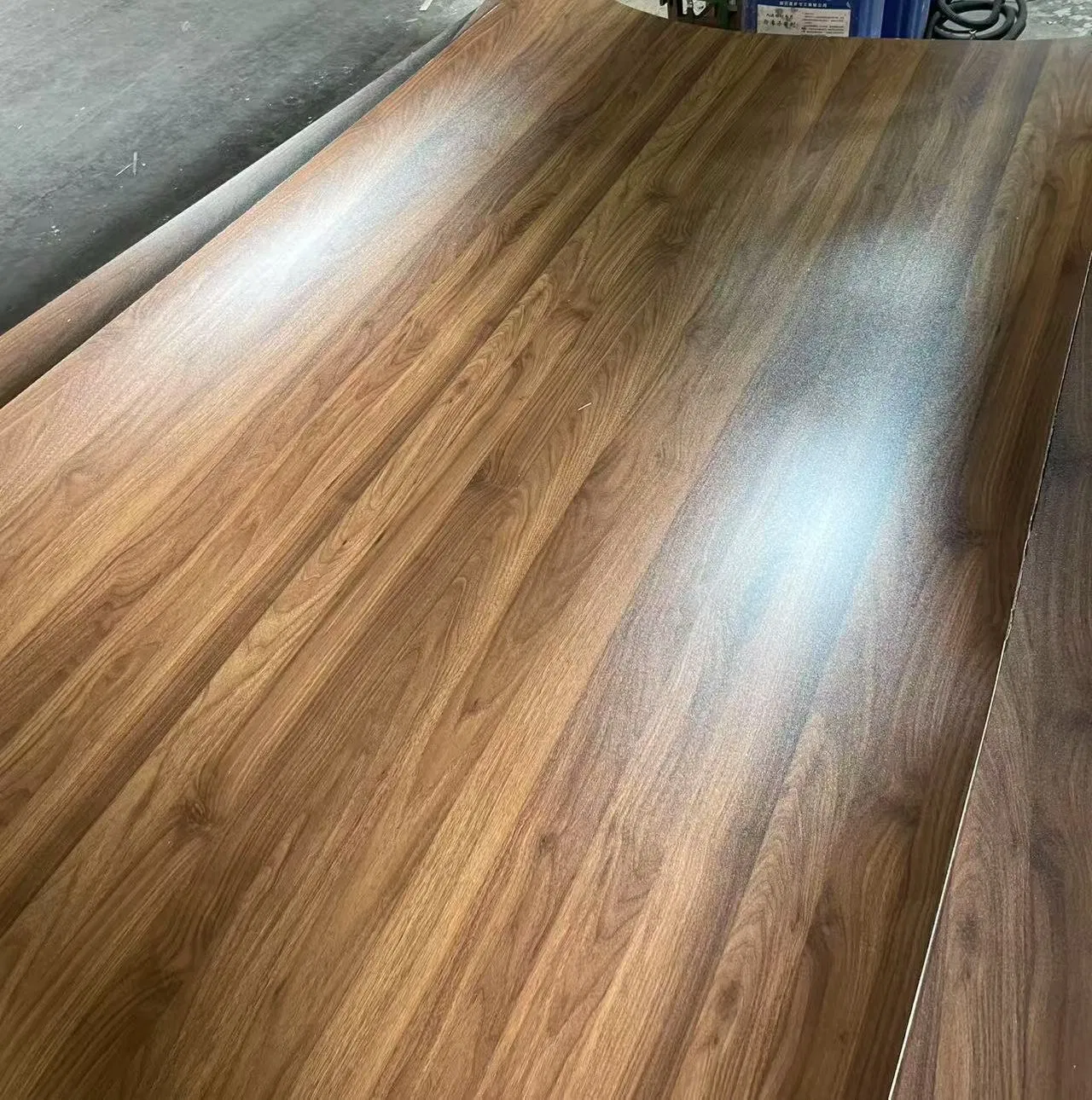 Многослойная меламиновая фанера для мебели и декора