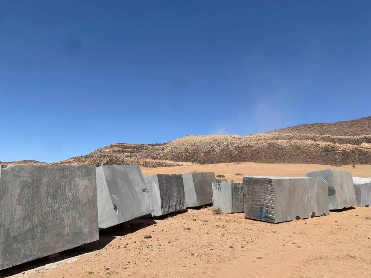 Zimbabwean Black Antique: Sleek Black Granite for Modern Kitchen Islands, Bathroom Walls, Outdoor Patios, Wall Features, and Fireplace Mantels