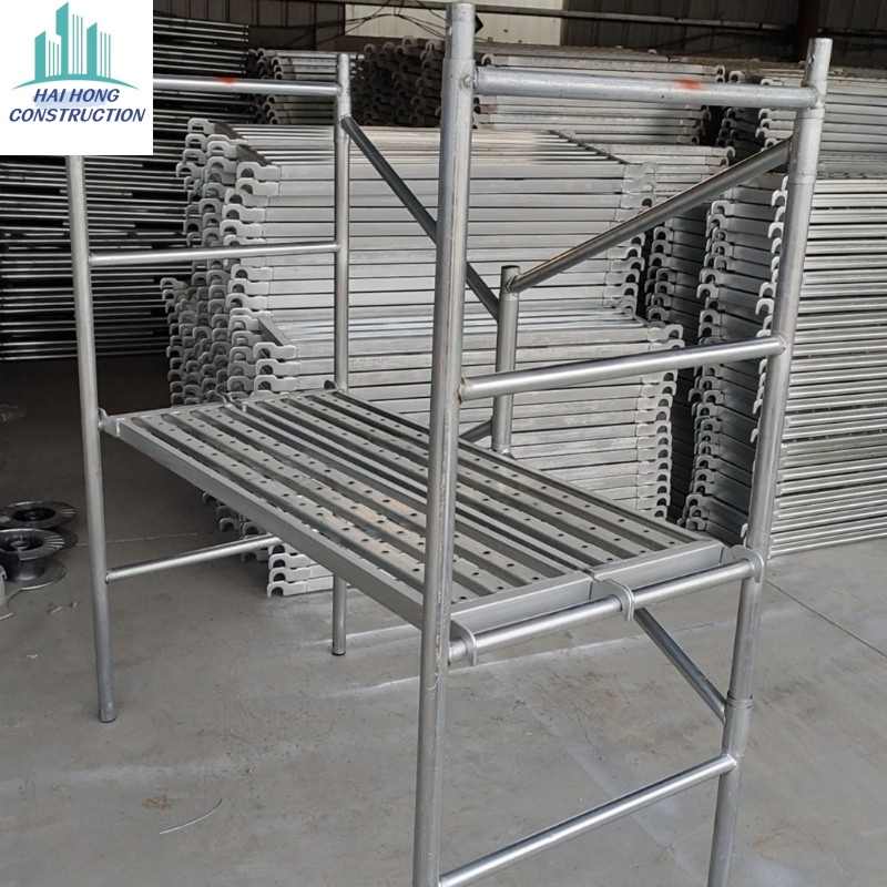Heavy-Duty Adjustable Scaffolding with Safety Guard Rail for Builders