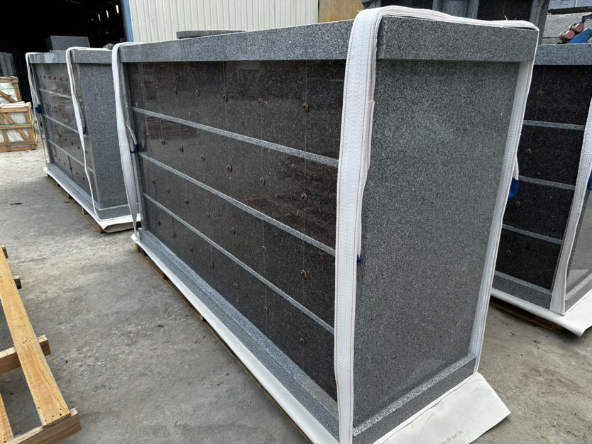 Brown Granite Door 64 Niches Columbarium for Tombstone Products