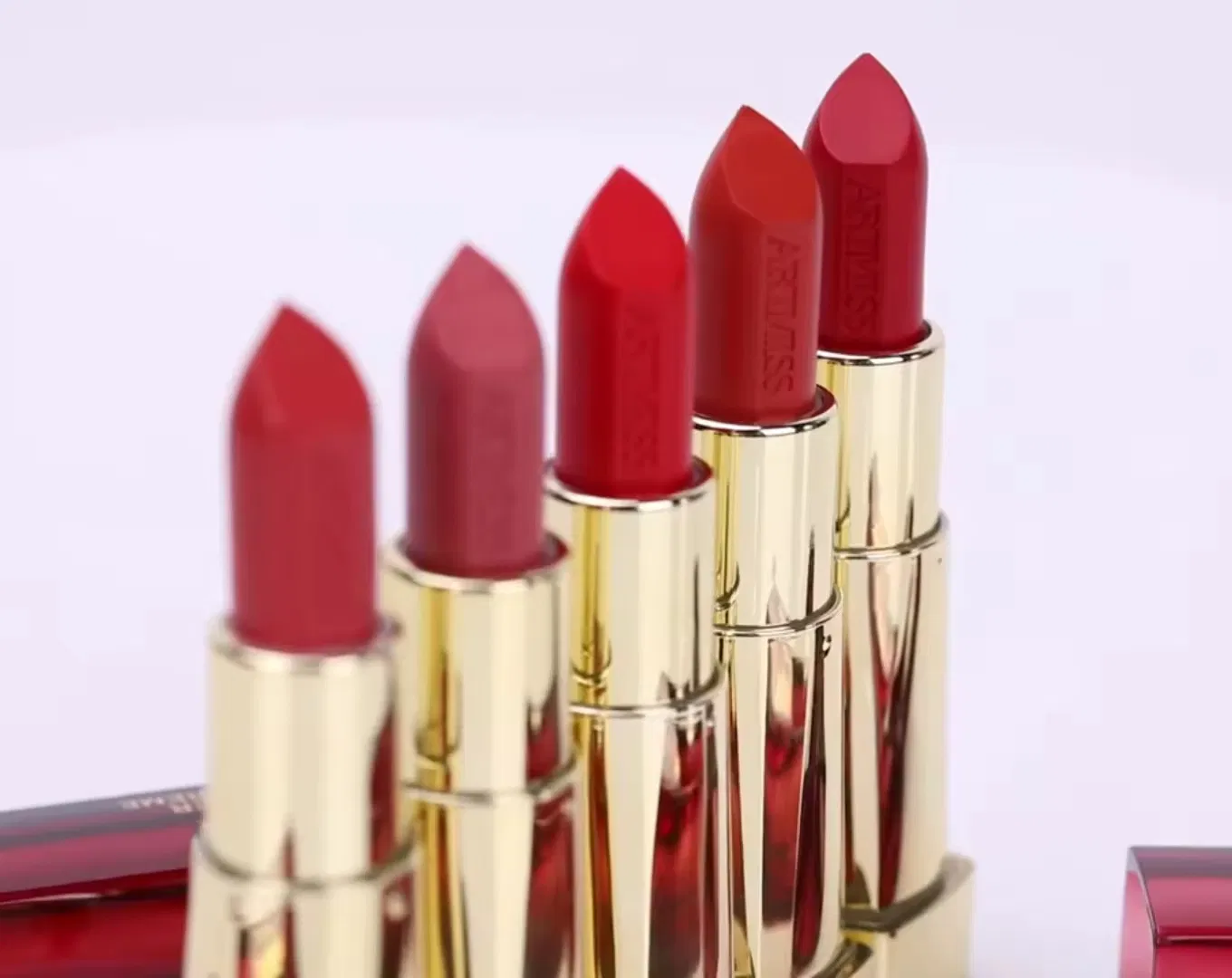 Make Your Own Makeup Cosmetic Golden Tube Lipstick Private Label Lip Balm Matte Lipstick