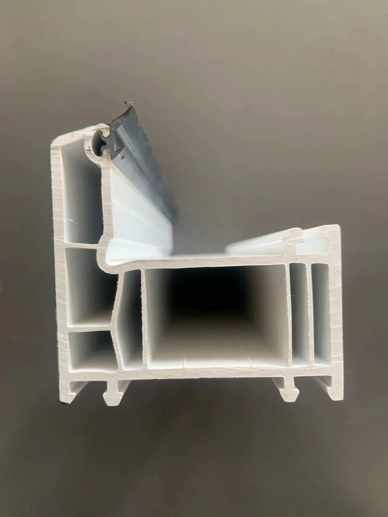 Chinese Brand Factory High Quality Co-Extrusion UPVC Window and Door Profile