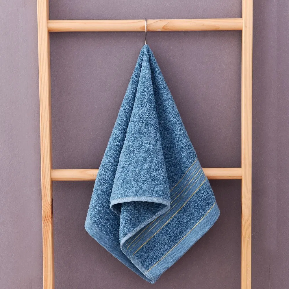 Soft Coral Fleece Towels 300-600 GSM Great for Home and Travel