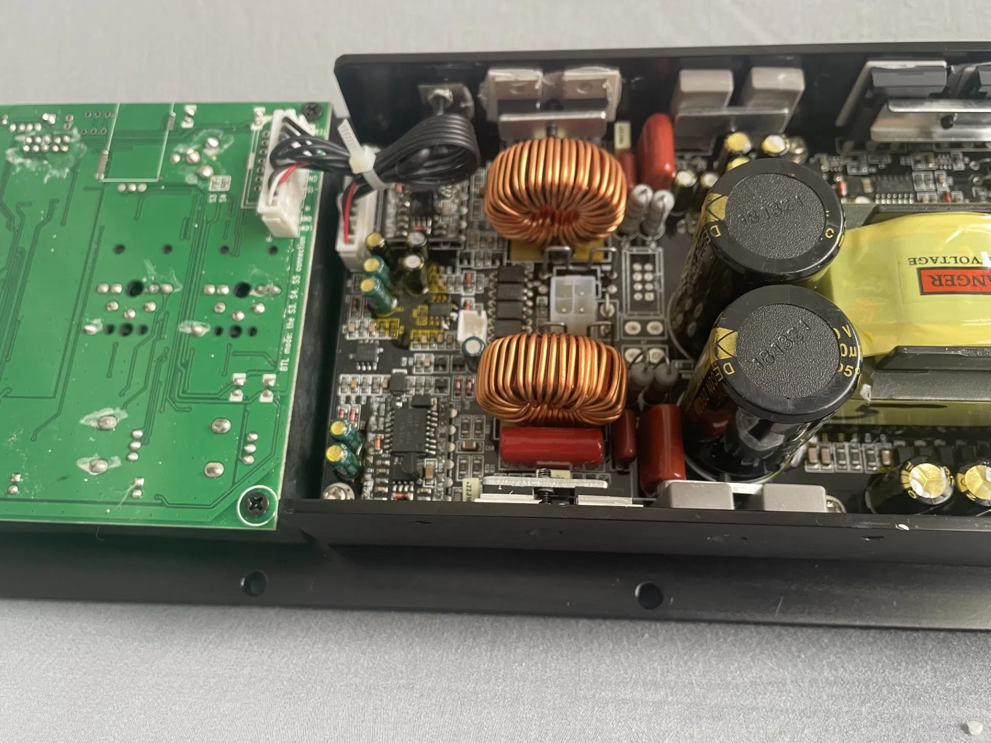 Усилитель мощности PDA600 500W+80W