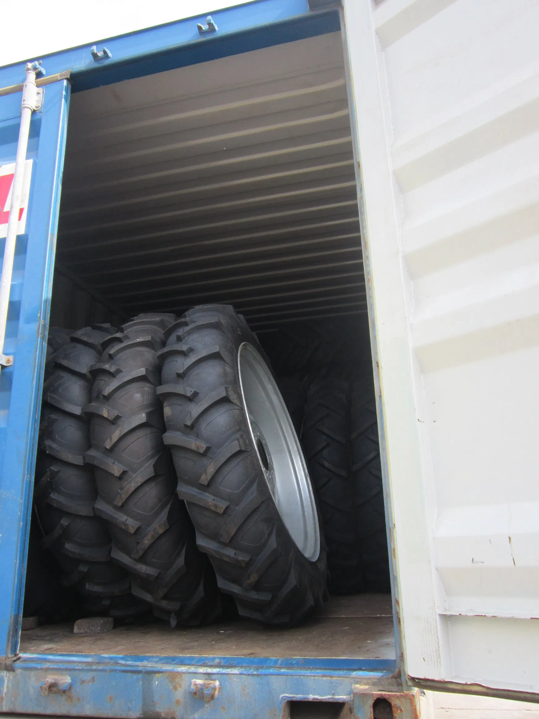 11.2-38 Irrigation Tire and Wheel Set for Pivot Center Irrigation System