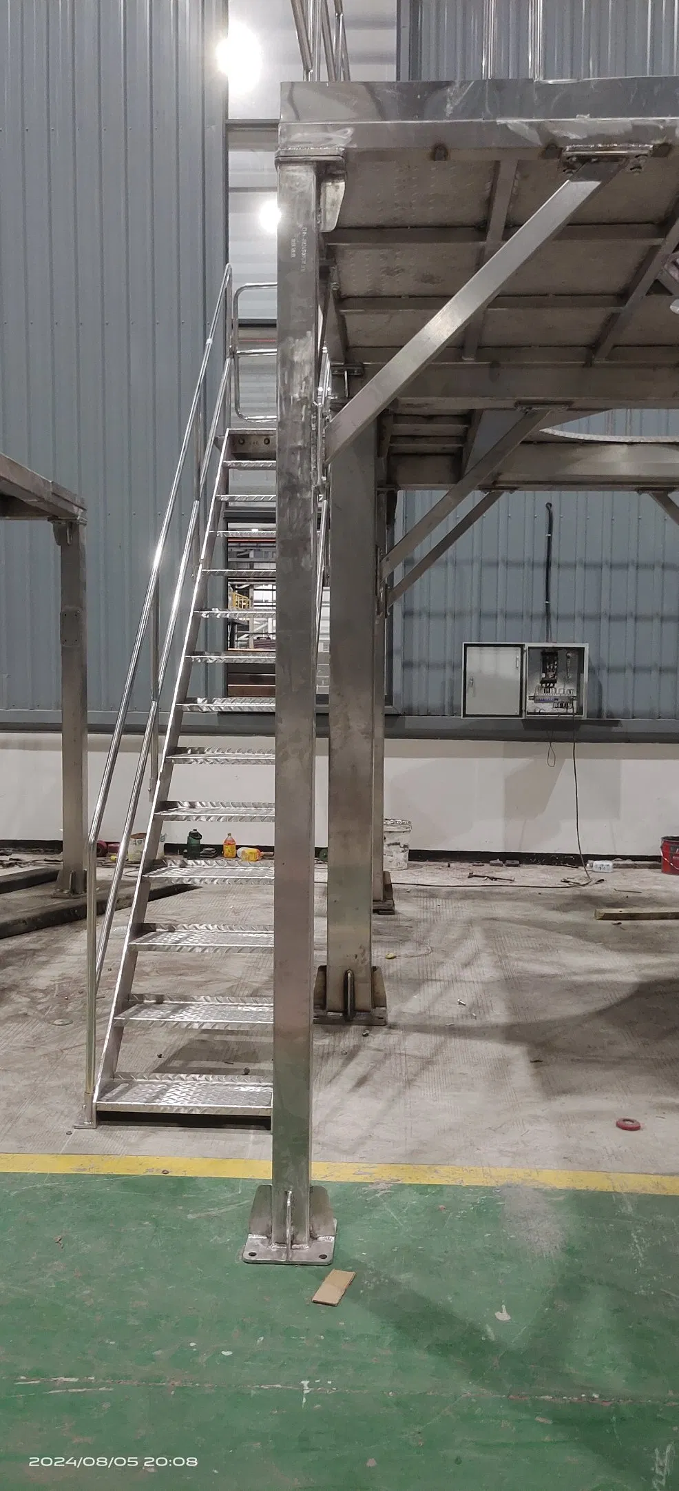 Newest Modular Prefab Stainless Steel Staircases for Warehousing and Logistics Center
