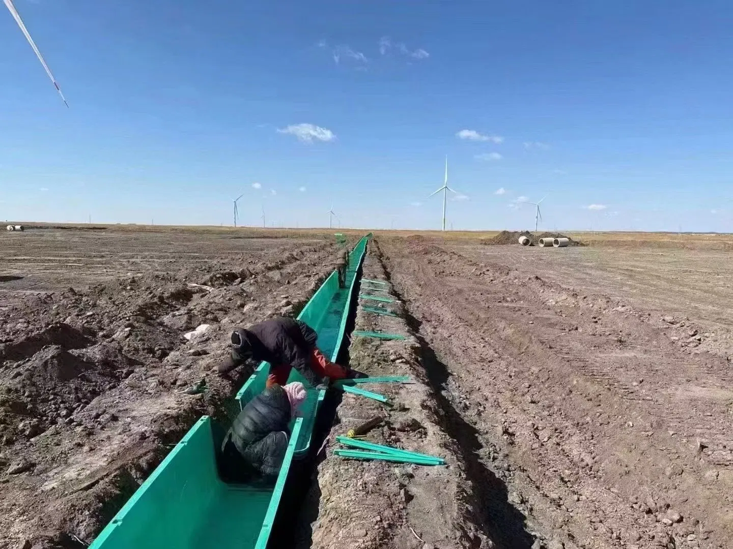 Durable U-Shaped Molded Drainage Ditch for Efficient Water Flow