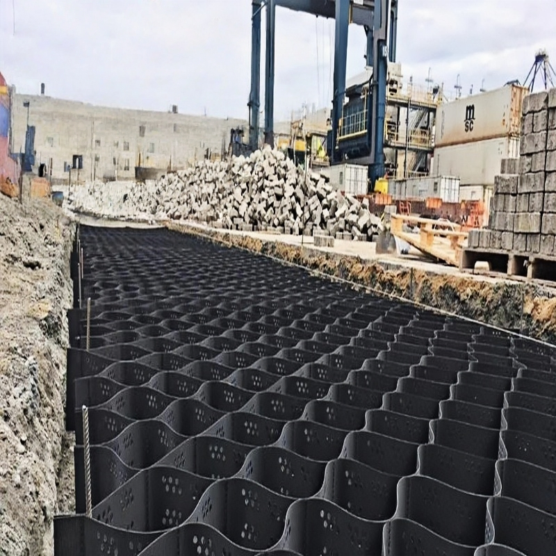 Weld Distance 445mm 500mm 600mm Road Soil Stabilizer Black HDPE Geocell