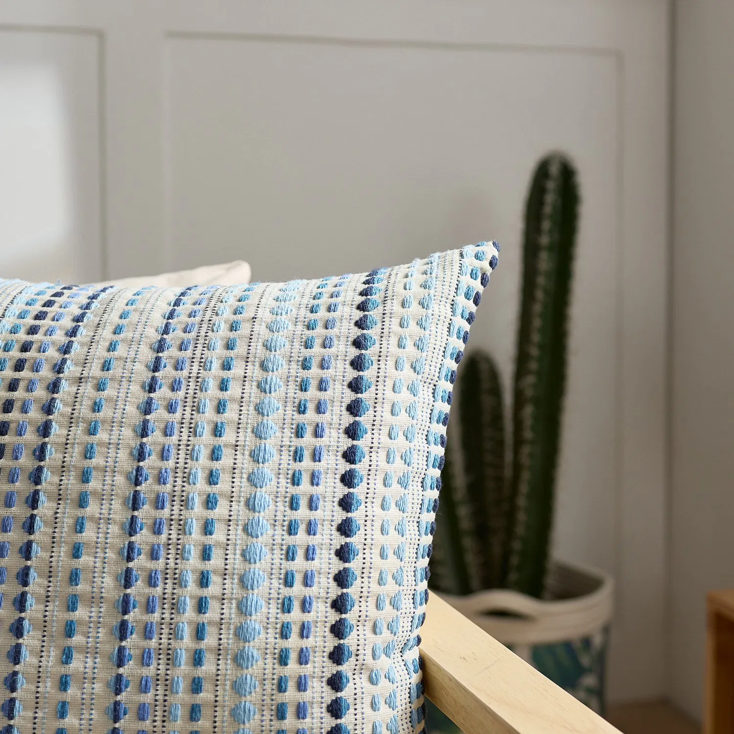 High Quality Luxury Modern Woven Pillow Covers Throw Pillow Case Cover Stripe Pillow Cover