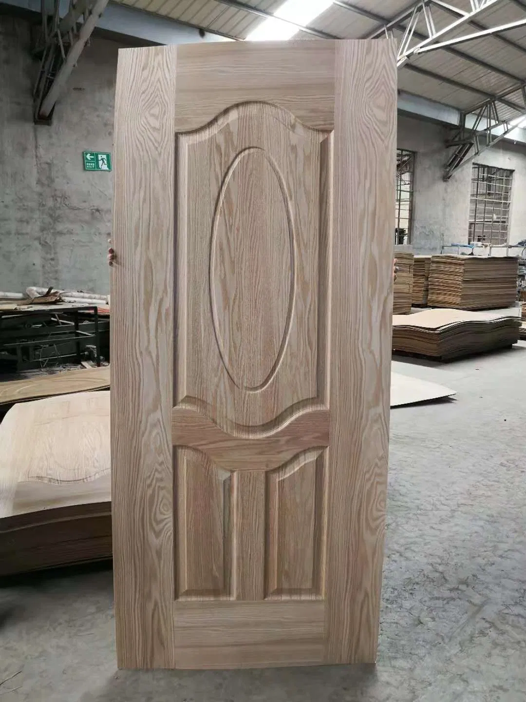 HDF Plywood Moulded Veneer Melamine Door Skin