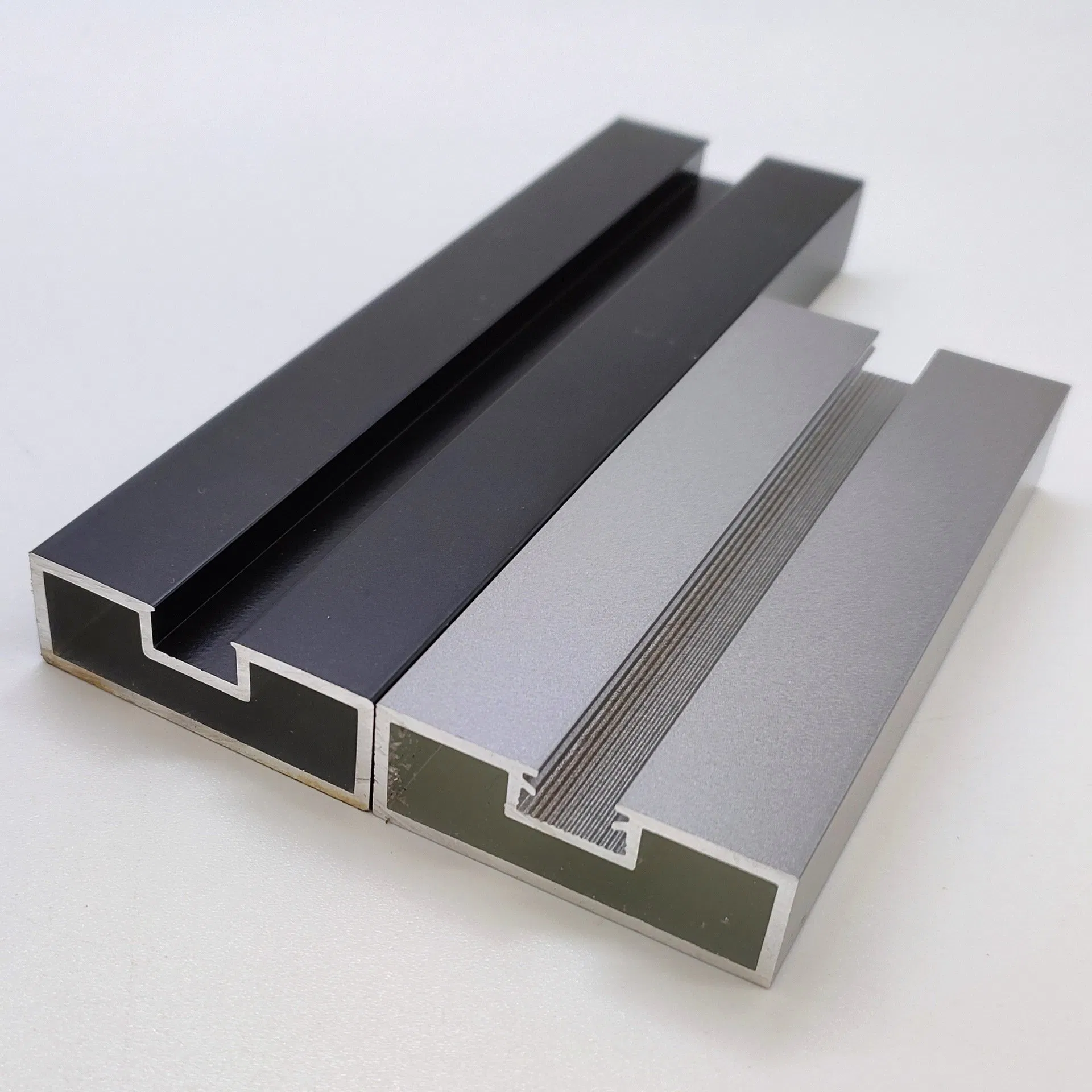 Customized Anodized Colorful Aluminum Shell for Power Bank Custom CNC Machining Parts Industrial Aluminum Alloy Shell Aluminium Extrusion Profile for Power Bank